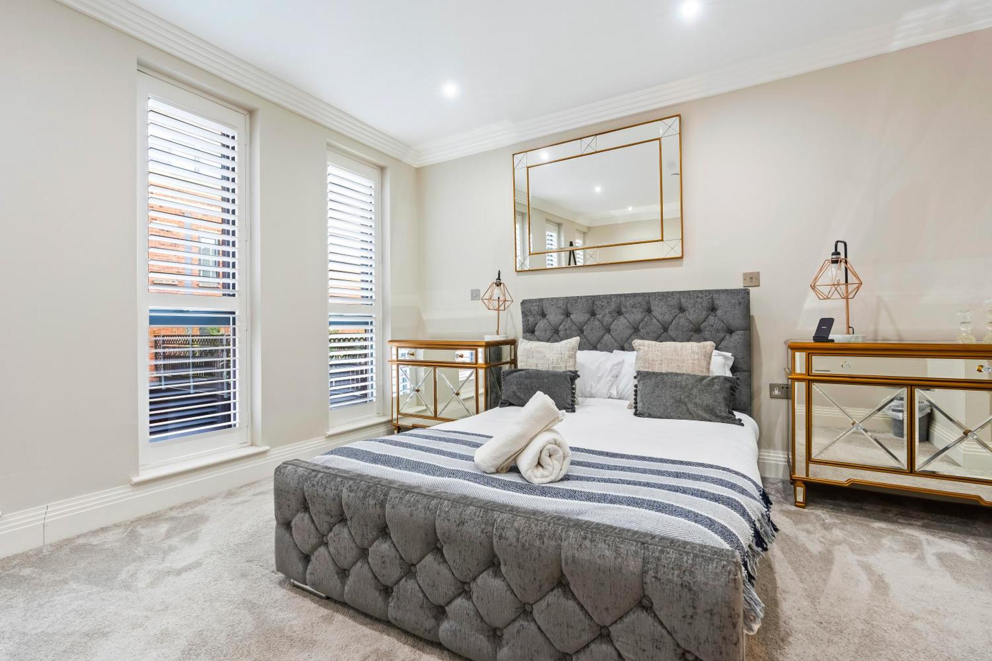 Вілла Luxurious 3 Bed Townhouse Bham Centre Бірмінгем Екстер'єр фото