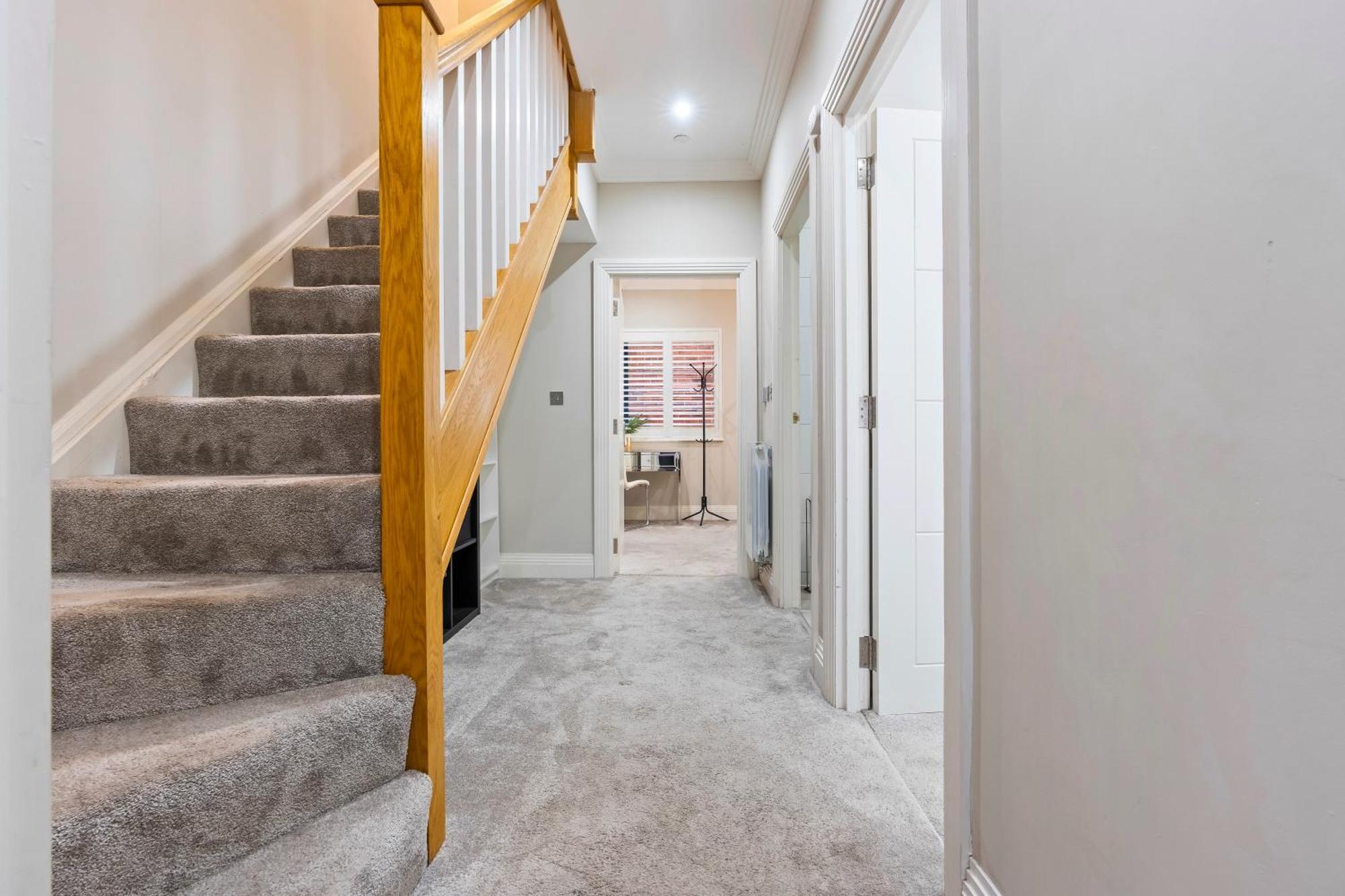 Вілла Luxurious 3 Bed Townhouse Bham Centre Бірмінгем Екстер'єр фото